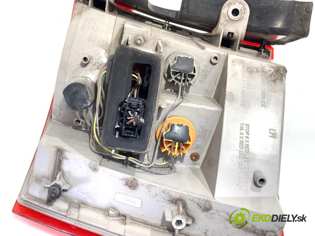 SKODA OCTAVIA III Kombi 2015 110 kW 2.0 TDI 1968 Svetlo ľavy zad 5E9945095A