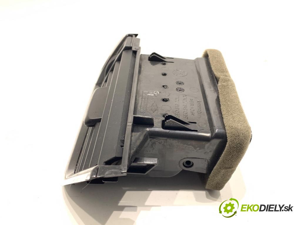 SKODA OCTAVIA III Kombi 2015 110 kW 2.0 TDI 1968 Mriežky kúrenia ľavy predný 5E0819701