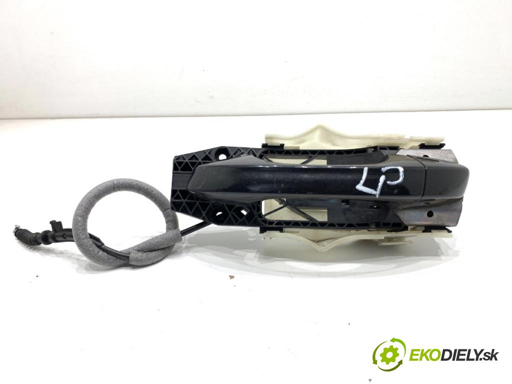 SKODA OCTAVIA III Kombi 2015 110 kW 2.0 TDI 1968 Kľučka vonkajšia ľavy predný 