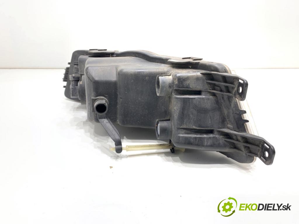 SKODA OCTAVIA III Kombi 2015 110 kW 2.0 TDI 1968 Hmlové svetlo, hmlovka pravy predný 5E0941700E