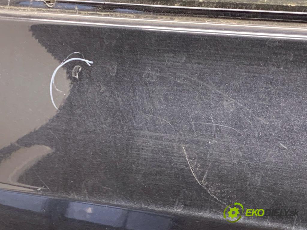 SKODA OCTAVIA III Kombi 2015 110 kW 2.0 TDI 1968 Dvere pravy zad LF9R