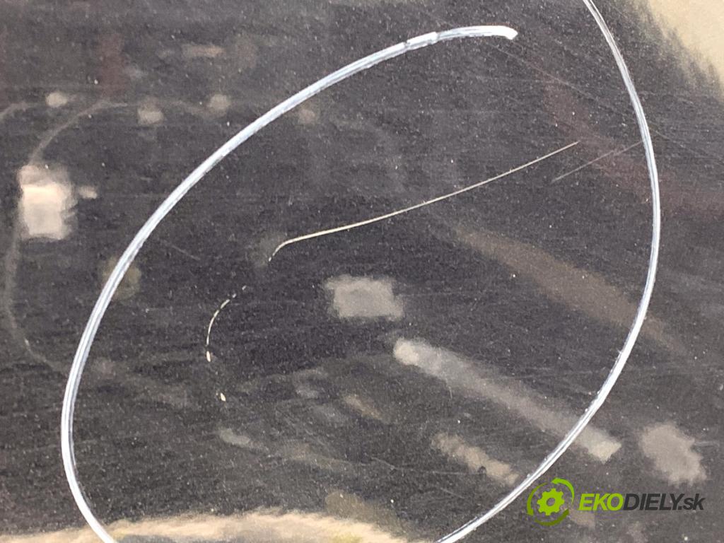 SKODA OCTAVIA III Kombi 2015 110 kW 2.0 TDI 1968 Dvere ľavy zad LF9R