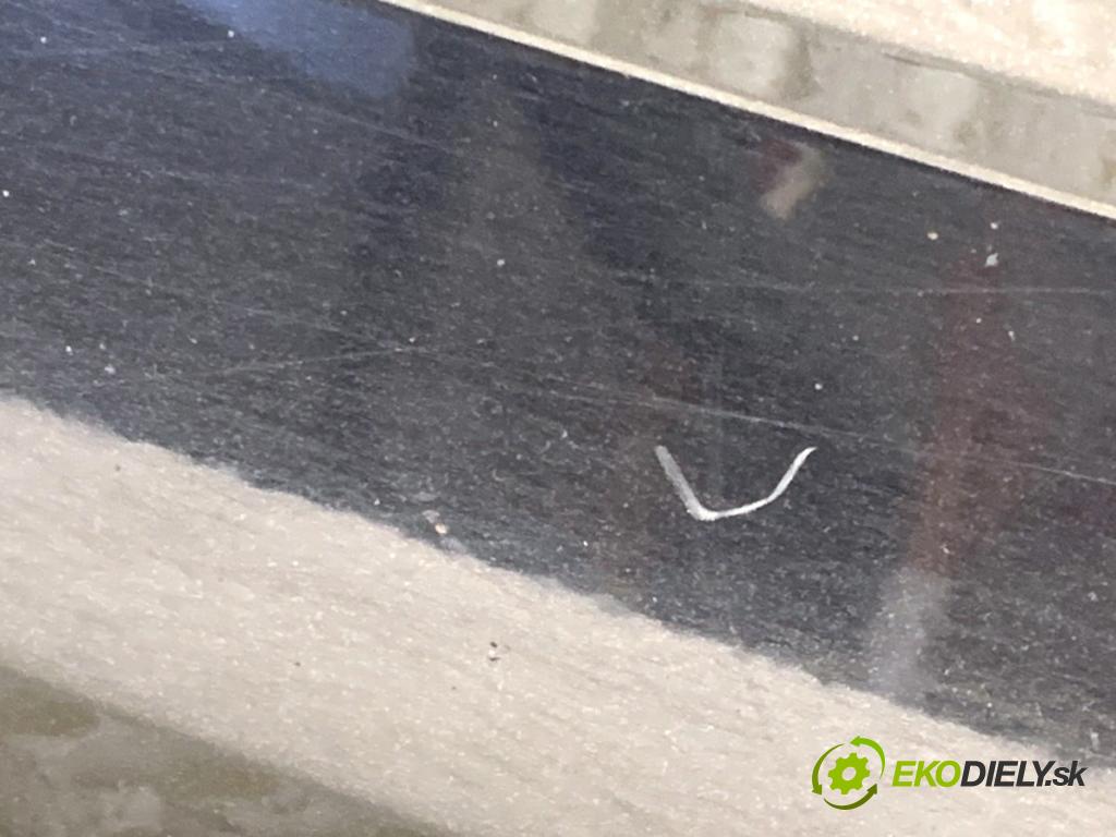 SKODA OCTAVIA III Kombi 2015 110 kW 2.0 TDI 1968 dveře pravý přední část LF9R