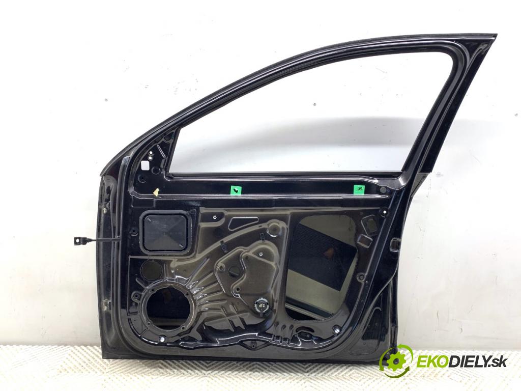 SKODA OCTAVIA III Kombi 2015 110 kW 2.0 TDI 1968 Dvere pravy predný LF9R