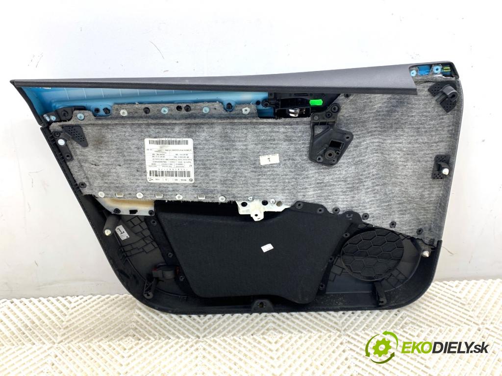 SKODA OCTAVIA III Kombi 2015 110 kW 2.0 TDI 1968 čalúnenie Dvere pravy predný