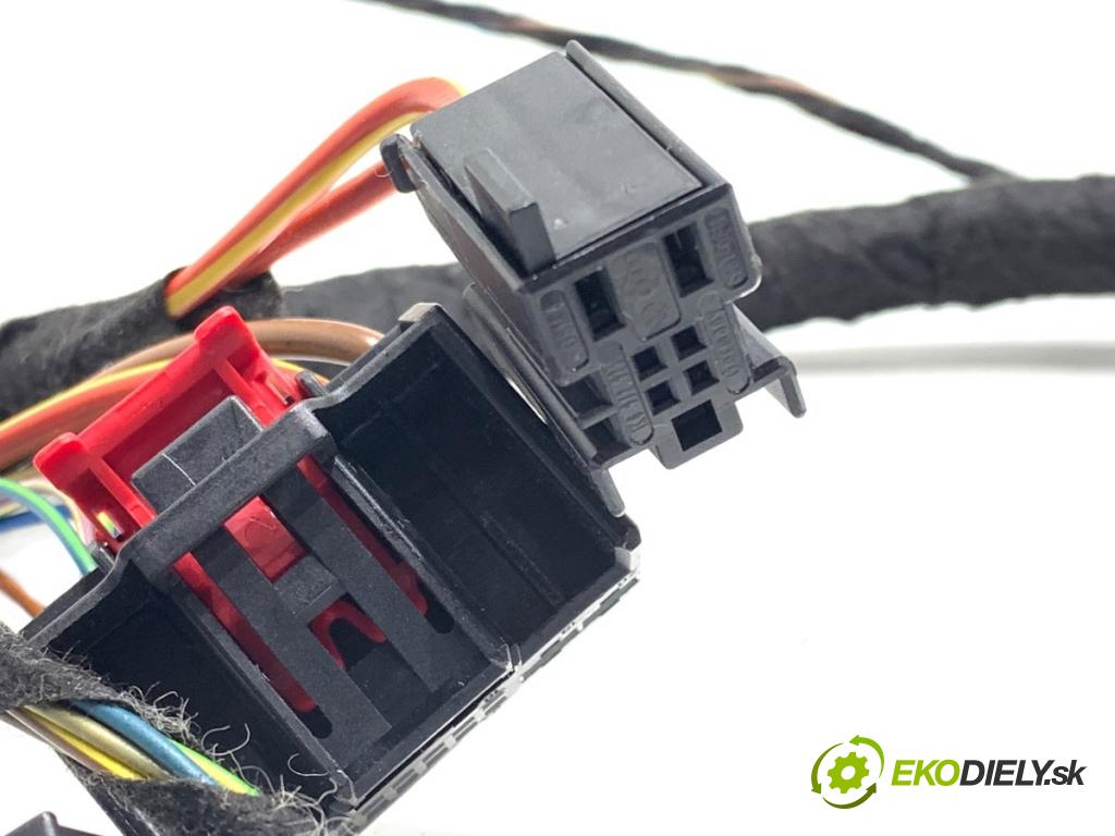 SKODA OCTAVIA III Kombi 2015 110 kW 2.0 TDI 1968 Káblovačka Dvere predný pravy 5E1971121N