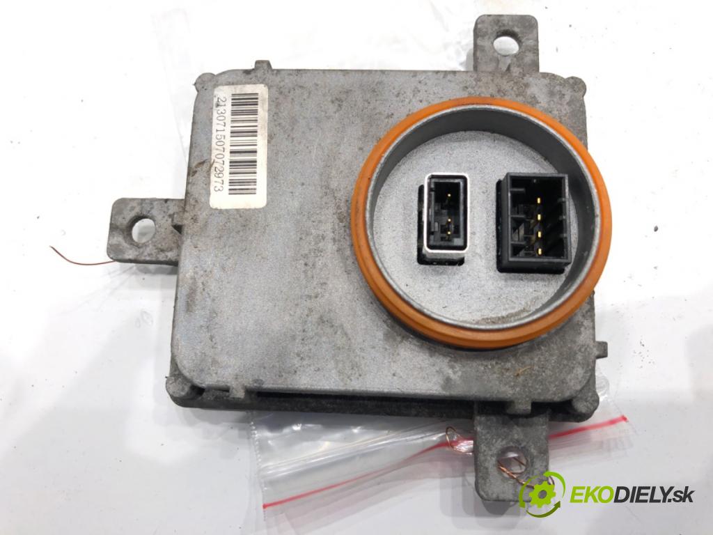 SKODA OCTAVIA III Kombi 2015 110 kW 2.0 TDI 1968 měnič XENON 8K0941597B (Řídící jednotka xenonu)
