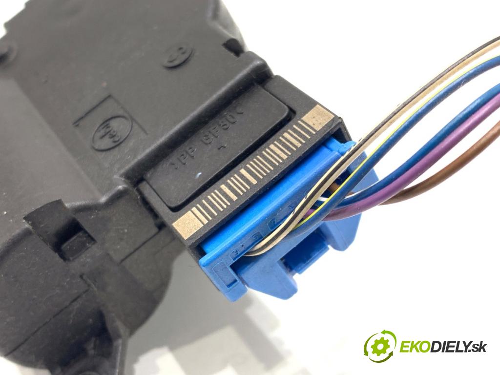 SKODA OCTAVIA III Kombi 2015 110 kW 2.0 TDI 1968 Motor kúrenia 5Q0907511K