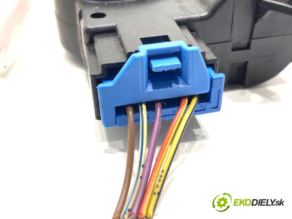 SKODA OCTAVIA III Kombi 2015 110 kW 2.0 TDI 1968 Motor kúrenia 5Q0907511L