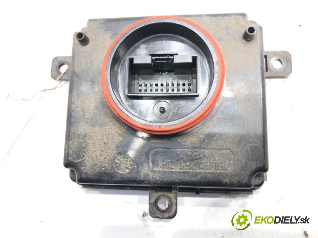 SKODA OCTAVIA III Kombi 2015 110 kW 2.0 TDI 1968 modul LED 4G0907697D