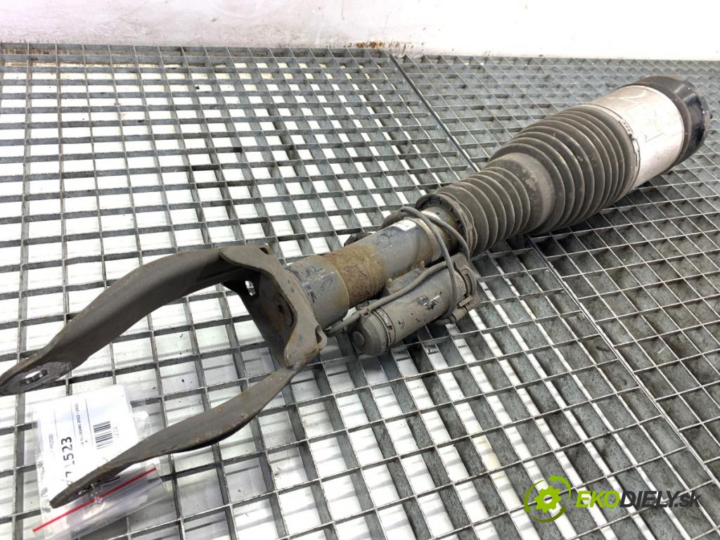 MERCEDES-BENZ KLASA GL SUV 2012 190 kW GL 350 CDI / BlueTec 4-matic (166.823, 166.824) 2987 Tlmič ľavy predný AS-3154