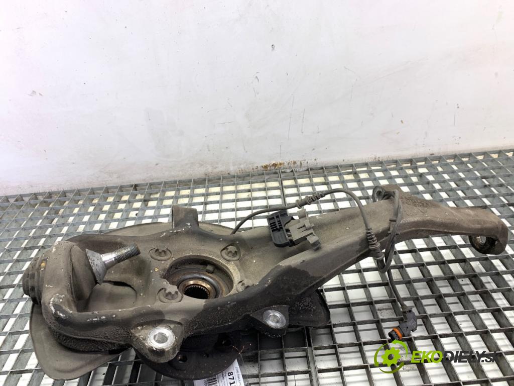 MERCEDES-BENZ KLASA GL SUV 2012 190 kW GL 350 CDI / BlueTec 4-matic (166.823, 166.824) 2987 náboj pravy predný