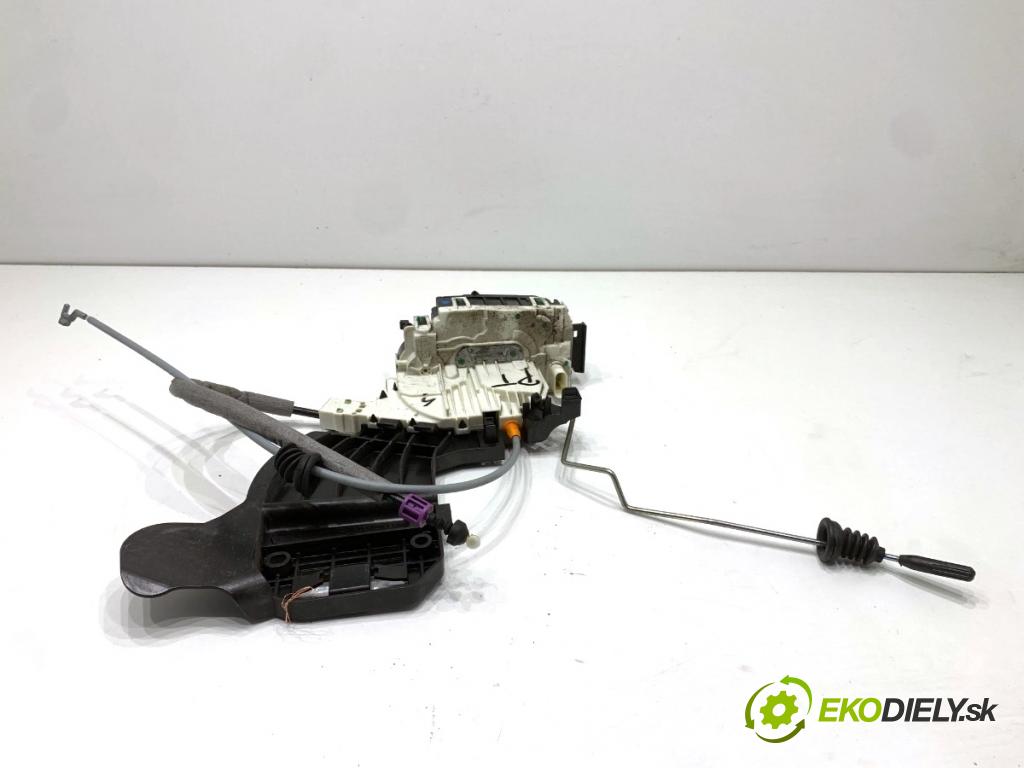 MERCEDES-BENZ KLASA GL SUV 2012 190 kW GL 350 CDI / BlueTec 4-matic (166.823, 166.824) 2987 zámok dveře pravý zadní část A2047302835