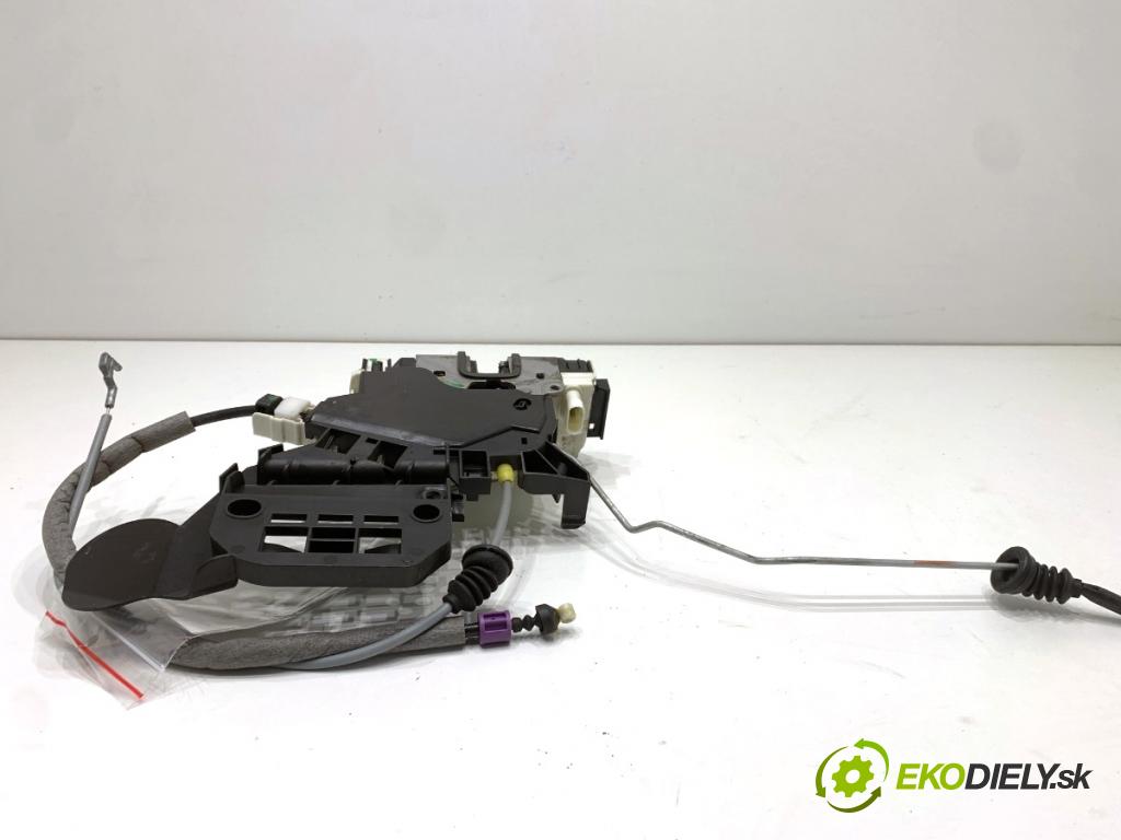 MERCEDES-BENZ KLASA GL SUV 2012 190 kW GL 350 CDI / BlueTec 4-matic (166.823, 166.824) 2987 zámok Dvere ľavy predný A1667200135