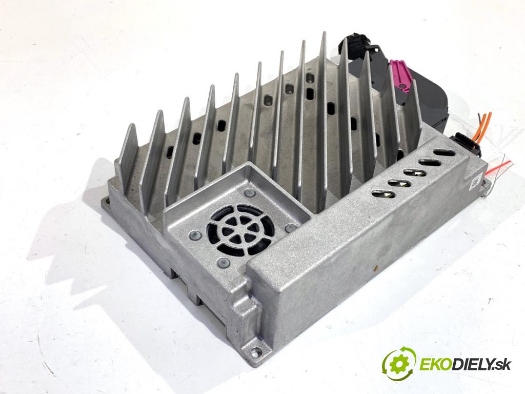 MERCEDES-BENZ KLASA GL SUV 2012 190 kW GL 350 CDI / BlueTec 4-matic (166.823, 166.824) 2987 zesilovač A1669008003 (Zesilovač)