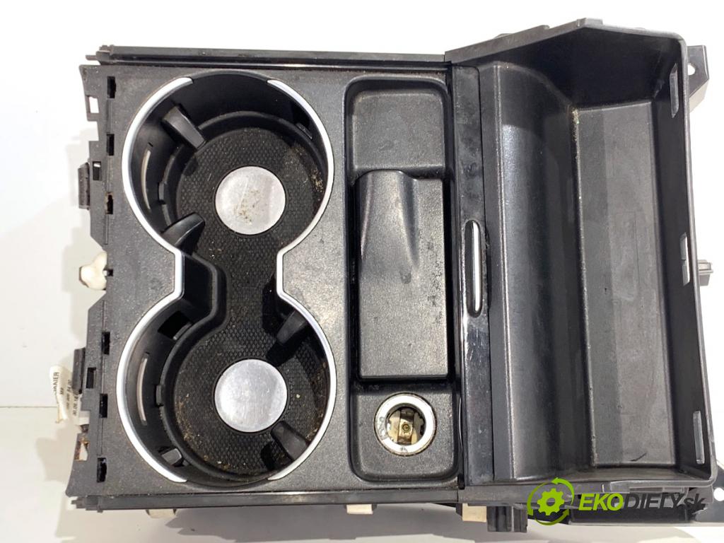 MERCEDES-BENZ KLASA GL SUV 2012 190 kW GL 350 CDI / BlueTec 4-matic (166.823, 166.824) 2987 Držiak na nápoje 16929127 (Držiak (úchyt) na nápoje)