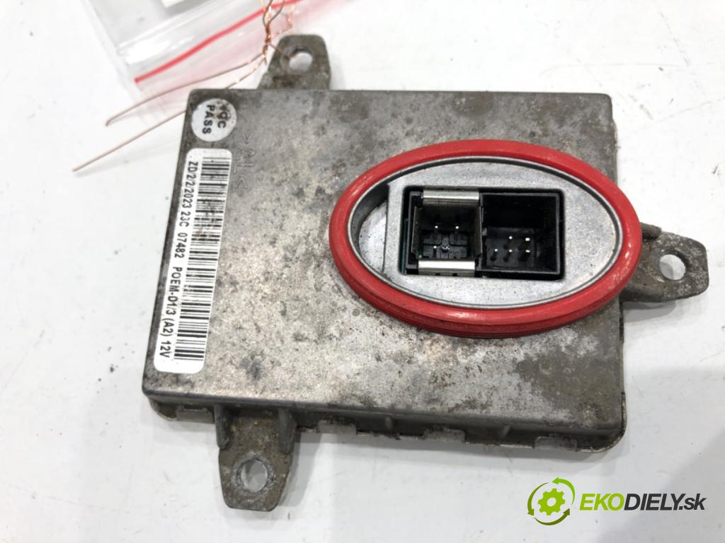 MERCEDES-BENZ KLASA GL SUV 2012 190 kW GL 350 CDI / BlueTec 4-matic (166.823, 166.824) 2987 Menič XENON 10R0413266 (Riadiaca jednotka xenónu)