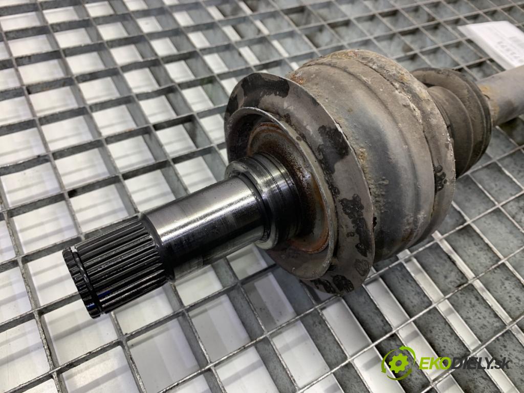 MERCEDES-BENZ KLASA GL SUV 2012 190 kW GL 350 CDI / BlueTec 4-matic (166.823, 166.824) 2987 Poloos ľavy zad