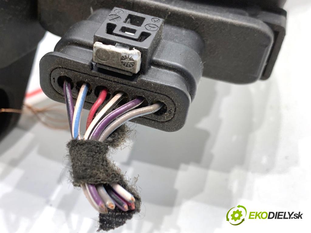 MERCEDES-BENZ KLASA GL SUV 2012 190 kW GL 350 CDI / BlueTec 4-matic (166.823, 166.824) 2987 Potenciometer plynu A1663000004 (Potenciometer plynového pedálu)