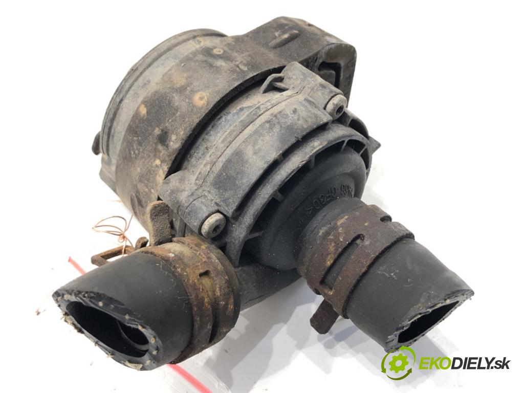 MERCEDES-BENZ KLASA GL SUV 2012 190 kW GL 350 CDI / BlueTec 4-matic (166.823, 166.824) 2987 DALŠÍ: Pumpa vody A0525453826 (Vodná pumpa)