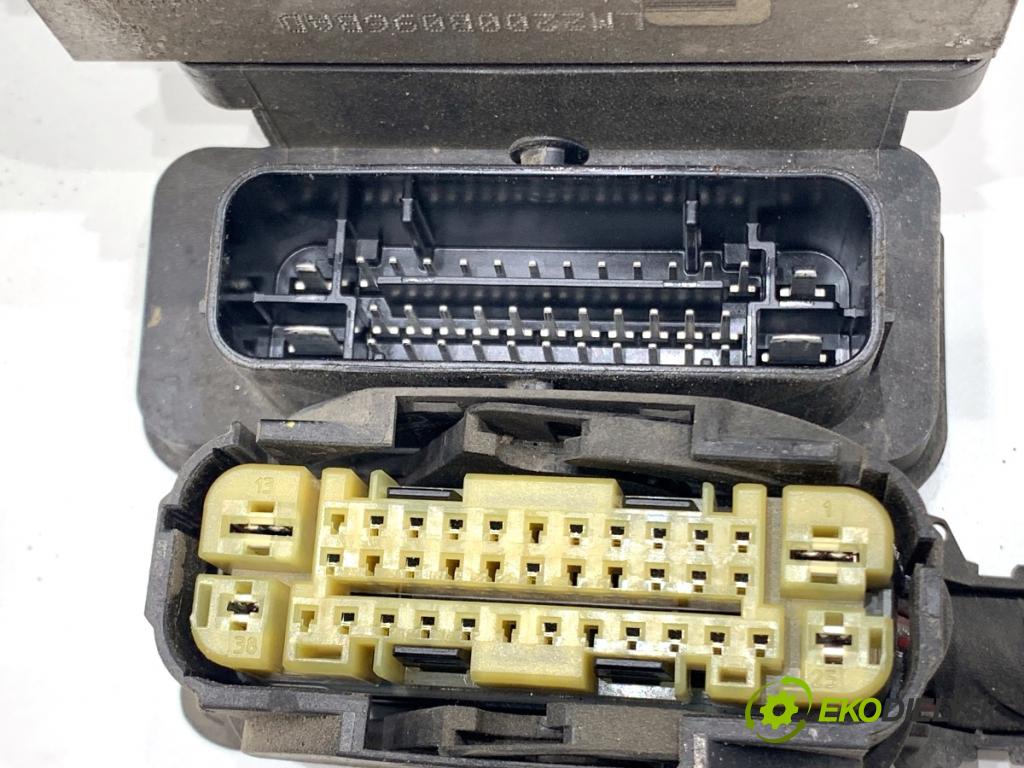 MERCEDES-BENZ KLASA GL SUV 2012 190 kW GL 350 CDI / BlueTec 4-matic (166.823, 166.824) 2987 Pumpa ABS A1669014100 (Pumpa ABS)