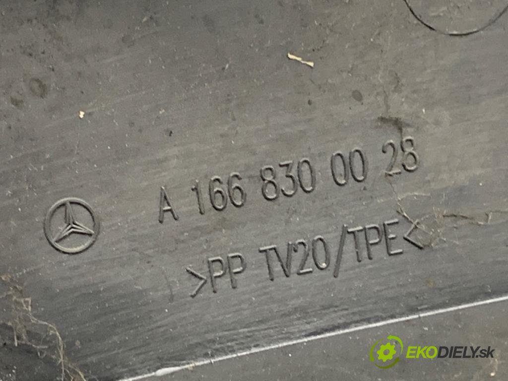 MERCEDES-BENZ KLASA GL SUV 2012 190 kW GL 350 CDI / BlueTec 4-matic (166.823, 166.824) 2987 Torpédo, plast pod čelné okno A1668300028 (Torpédo (plast pod čelným sklom))
