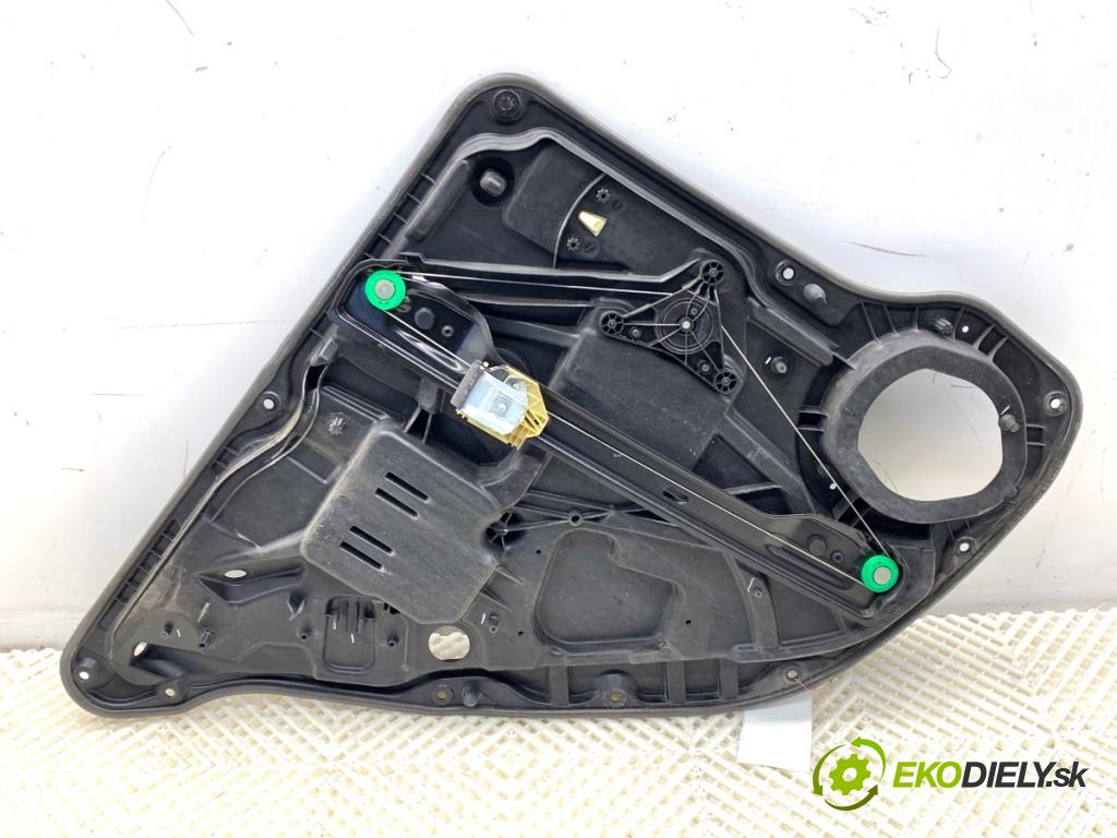 MERCEDES-BENZ KLASA GL SUV 2012 190 kW GL 350 CDI / BlueTec 4-matic (166.823, 166.824) 2987 mechanismus okna pravý zadní část