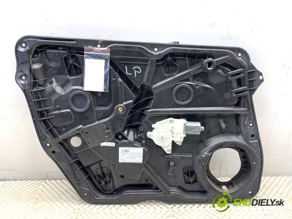 MERCEDES-BENZ KLASA GL SUV 2012 190 kW GL 350 CDI / BlueTec 4-matic (166.823, 166.824) 2987 mechanismus okna levý přední část 