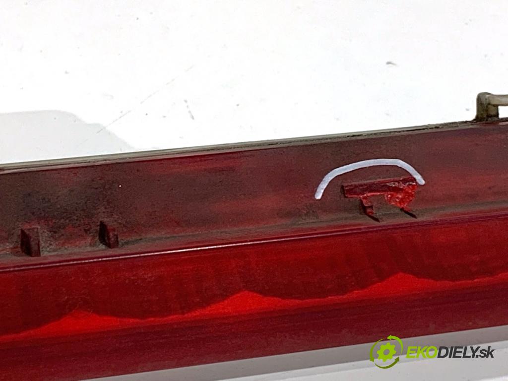 MERCEDES-BENZ KLASA GL SUV 2012 190 kW GL 350 CDI / BlueTec 4-matic (166.823, 166.824) 2987 Svetlo brzdových svetiel A1668200056