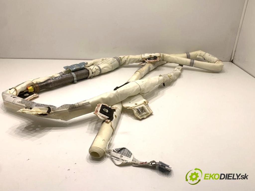 MERCEDES-BENZ KLASA GL SUV 2012 190 kW GL 350 CDI / BlueTec 4-matic (166.823, 166.824) 2987 stropní pravý