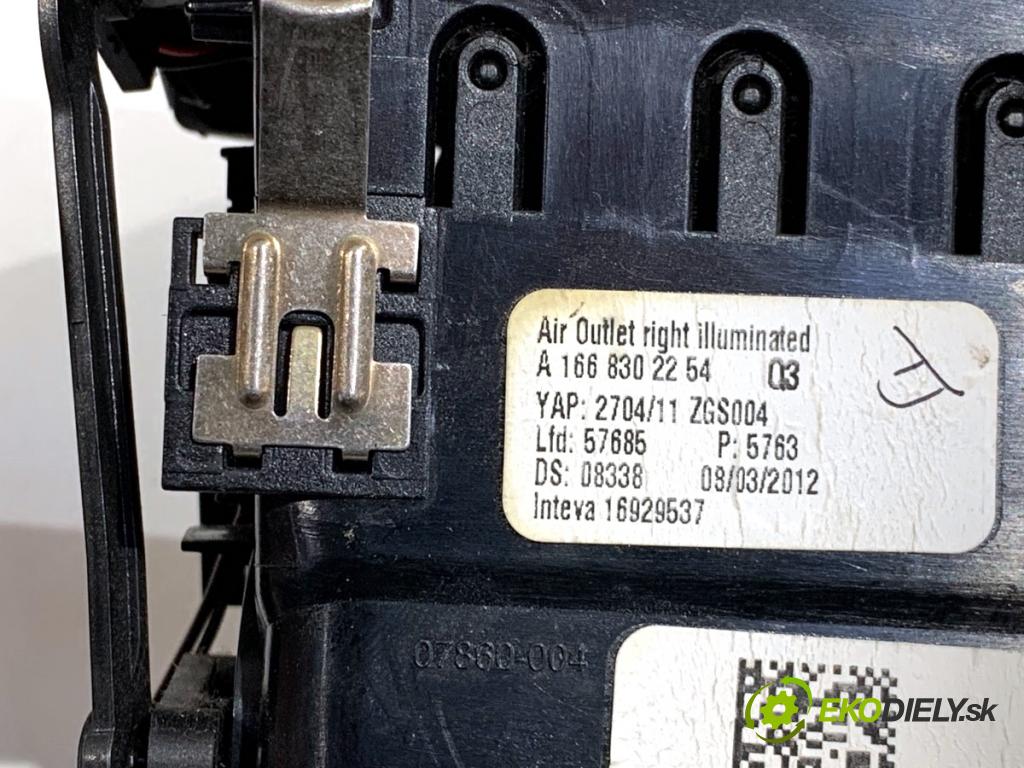 MERCEDES-BENZ KLASA GL SUV 2012 190 kW GL 350 CDI / BlueTec 4-matic (166.823, 166.824) 2987 Mriežky kúrenia pravy predný A1668300254