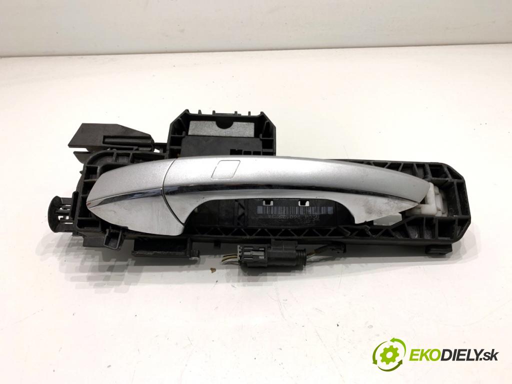 MERCEDES-BENZ KLASA GL SUV 2012 190 kW GL 350 CDI / BlueTec 4-matic (166.823, 166.824) 2987 klika vnejší levý zadní část A2047602534