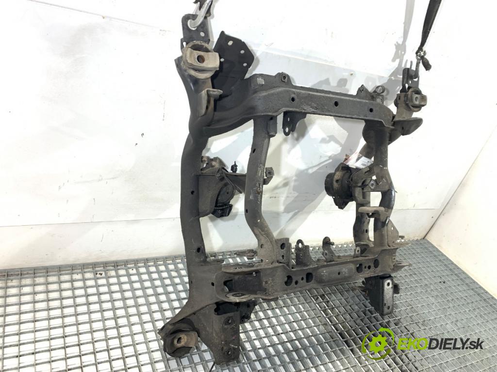 MERCEDES-BENZ KLASA GL SUV 2012 190 kW GL 350 CDI / BlueTec 4-matic (166.823, 166.824) 2987 Výstuha pod Motor  (Výstuha predná)