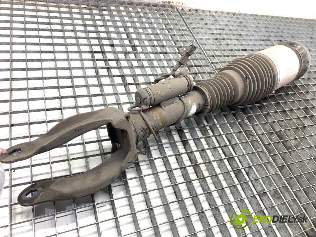 MERCEDES-BENZ KLASA GL SUV 2012 190 kW GL 350 CDI / BlueTec 4-matic (166.823, 166.824) 2987 Tlmič pravy predný AS-3153