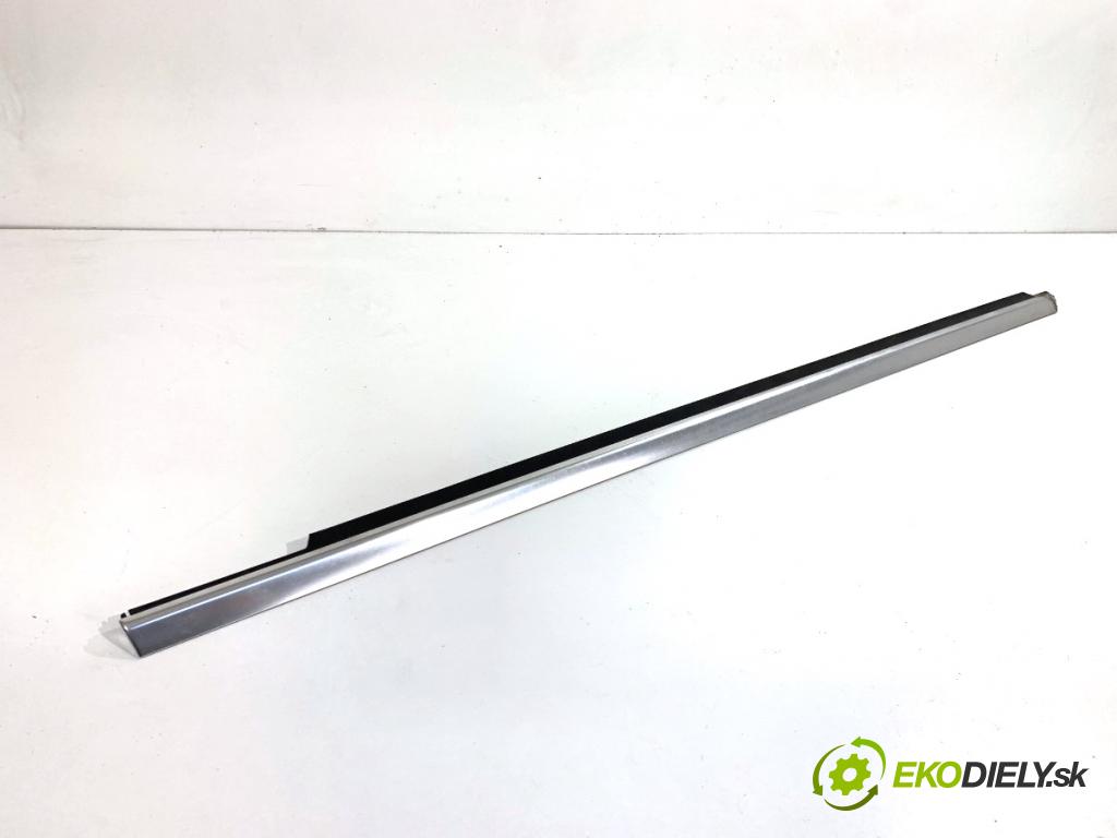 MERCEDES-BENZ KLASA GL SUV 2012 190 kW GL 350 CDI / BlueTec 4-matic (166.823, 166.824) 2987 Lišta Sbírání: predný pravy 