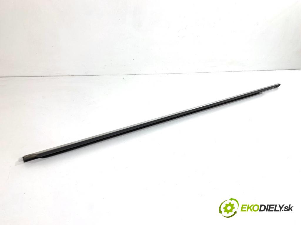 MERCEDES-BENZ KLASA GL SUV 2012 190 kW GL 350 CDI / BlueTec 4-matic (166.823, 166.824) 2987 lišta Sbírání: přední část pravý