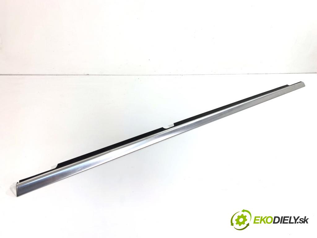 MERCEDES-BENZ KLASA GL SUV 2012 190 kW GL 350 CDI / BlueTec 4-matic (166.823, 166.824) 2987 Lišta Sbírání: zad pravy 