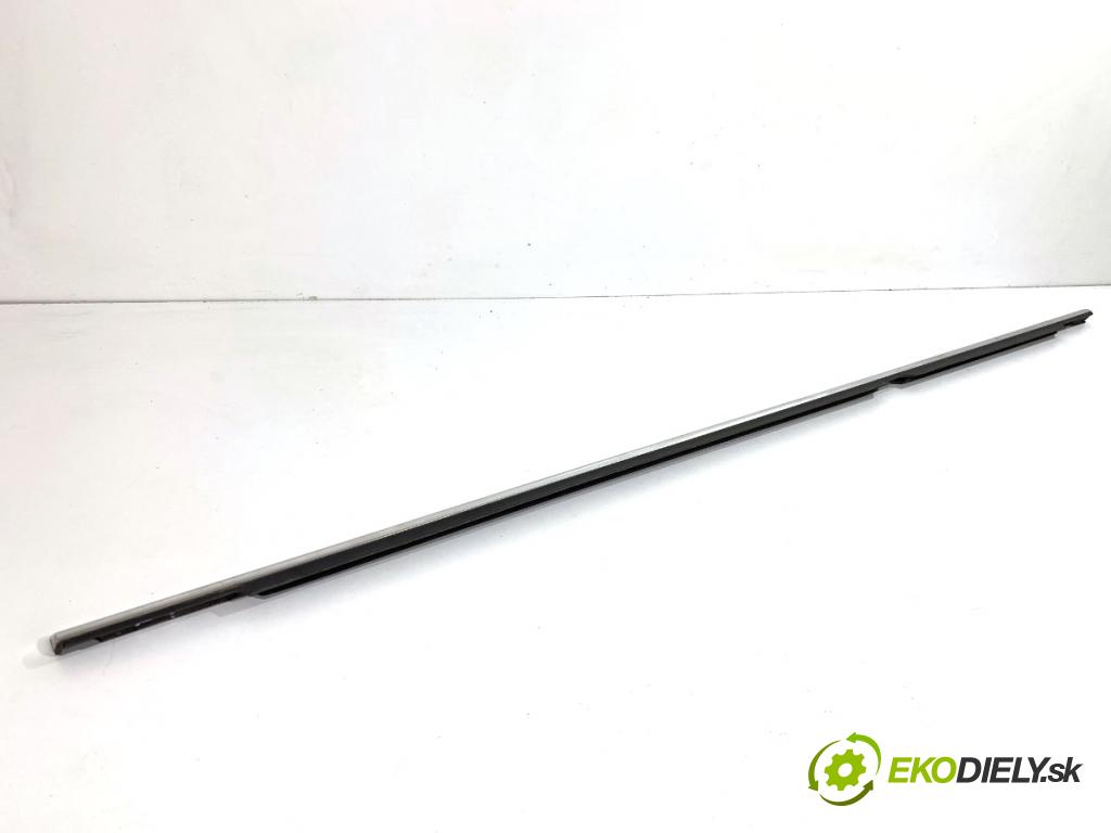 MERCEDES-BENZ KLASA GL SUV 2012 190 kW GL 350 CDI / BlueTec 4-matic (166.823, 166.824) 2987 lišta Sbírání: zadní část pravý