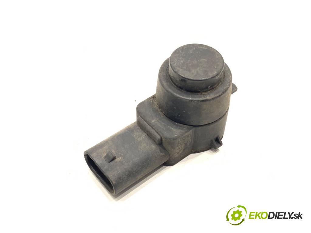 MERCEDES-BENZ KLASA GL SUV 2012 190 kW GL 350 CDI / BlueTec 4-matic (166.823, 166.824) 2987 Snímač PDC A2125420018