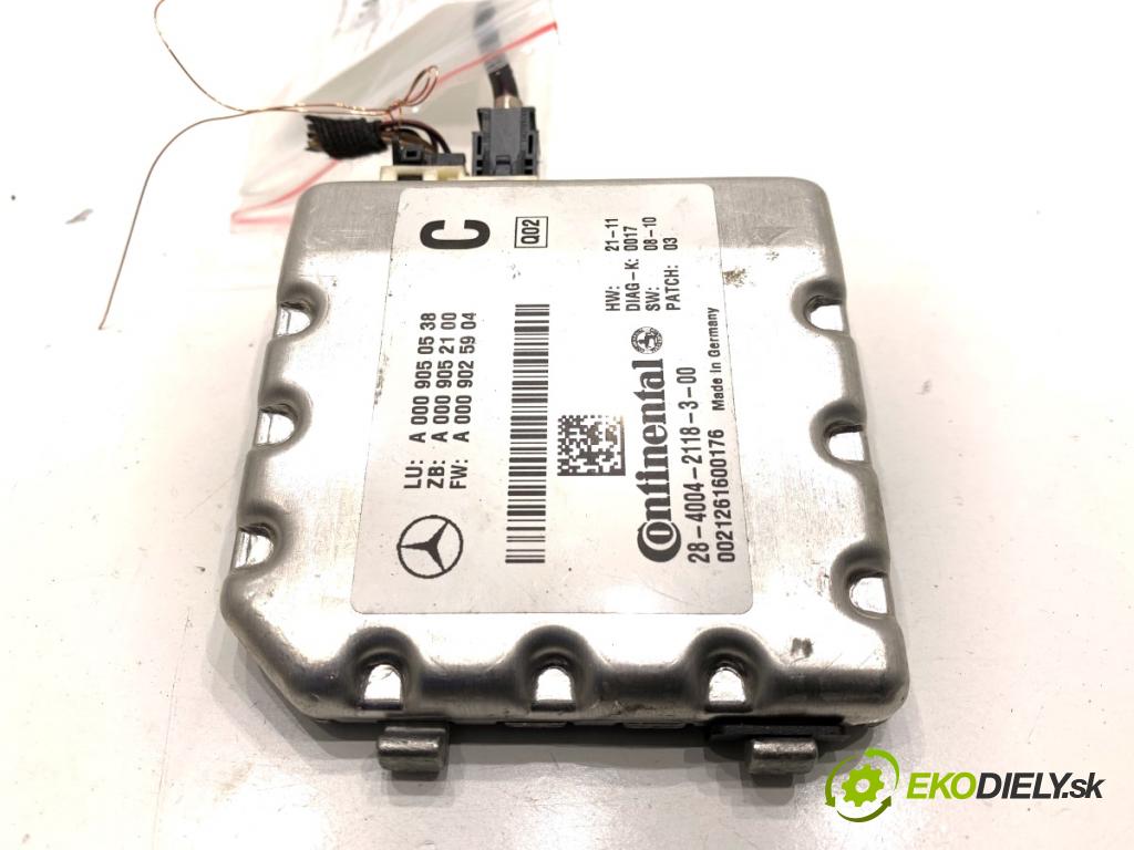 MERCEDES-BENZ KLASA GL SUV 2012 190 kW GL 350 CDI / BlueTec 4-matic (166.823, 166.824) 2987 KAMERA okna prednej A0009050538