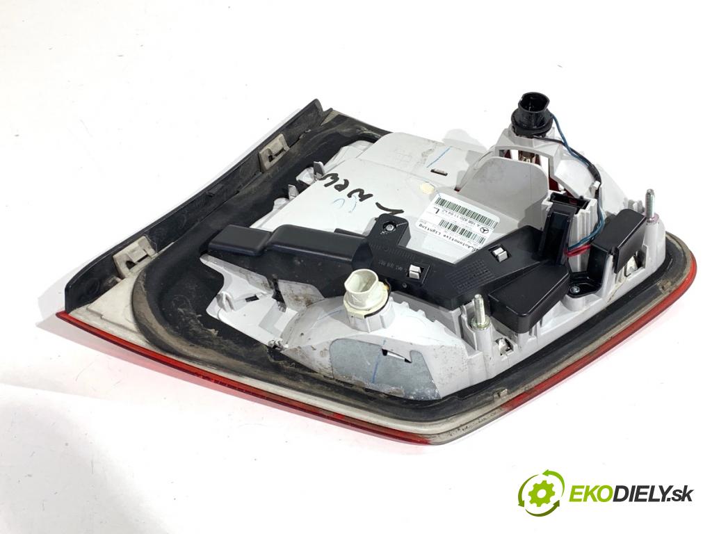 MERCEDES-BENZ KLASA GL SUV 2012 190 kW GL 350 CDI / BlueTec 4-matic (166.823, 166.824) 2987 Svetlo zad ľavá strana vnútorná A1668201164 (Kľučka dverí ostatné)