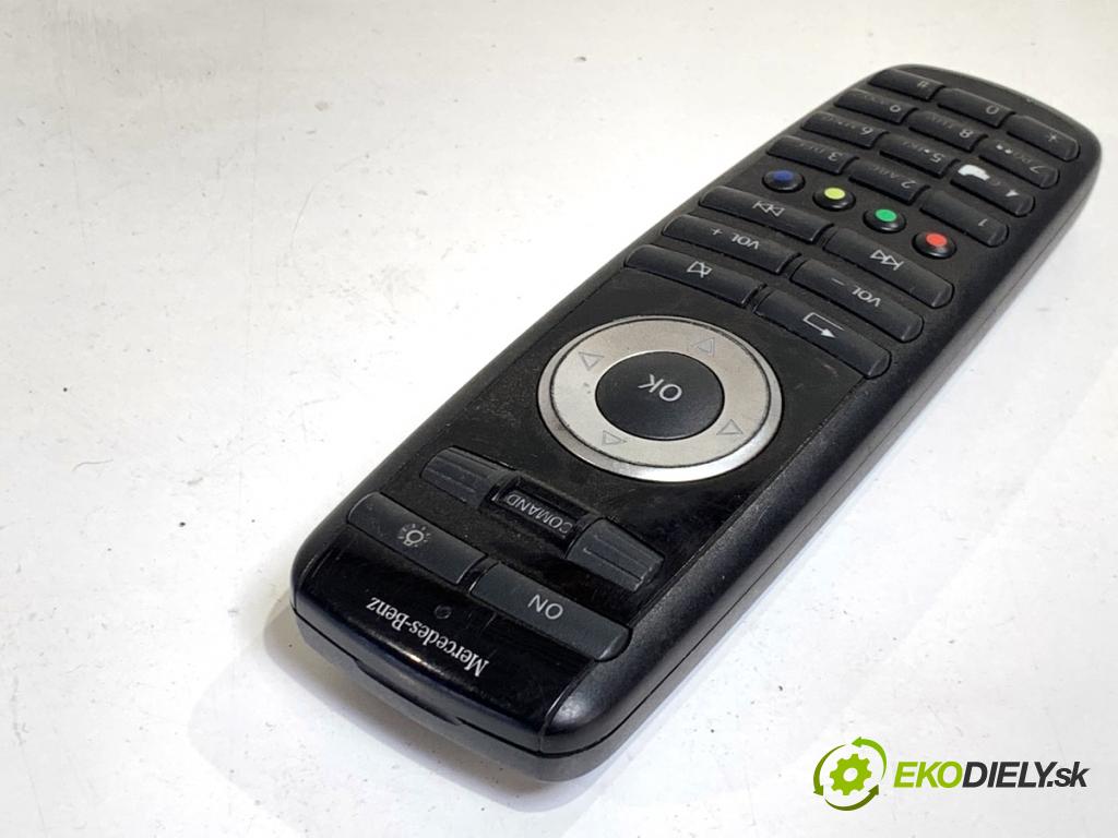 MERCEDES-BENZ KLASA GL SUV 2012 190 kW GL 350 CDI / BlueTec 4-matic (166.823, 166.824) 2987 DÁLKOVÝ: MULTIMEDIA: A2218703889