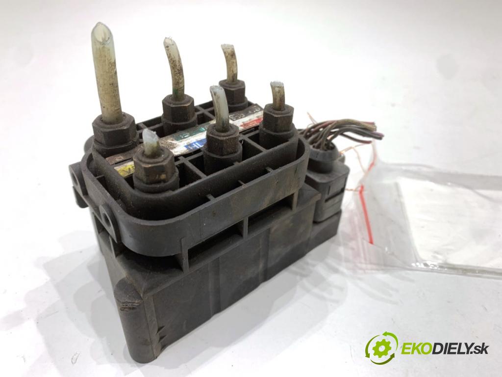 MERCEDES-BENZ KLASA GL SUV 2012 190 kW GL 350 CDI / BlueTec 4-matic (166.823, 166.824) 2987 Rozdeľovač nápravy A2123200358