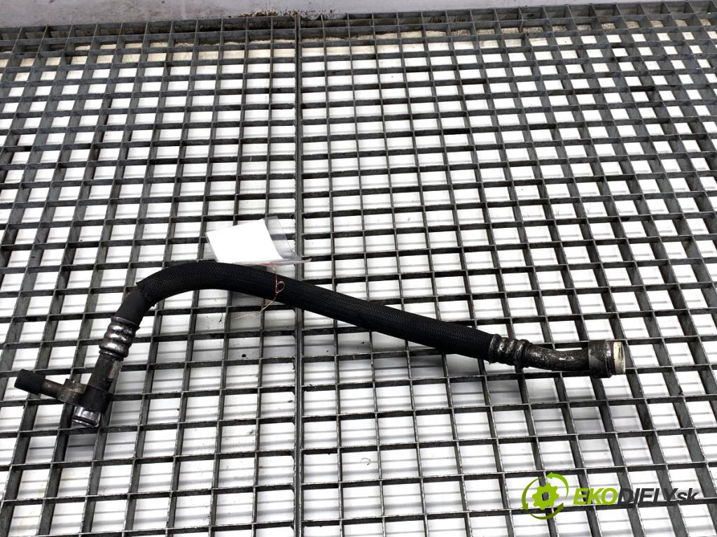 MERCEDES-BENZ KLASA GL SUV 2012 190 kW GL 350 CDI / BlueTec 4-matic (166.823, 166.824) 2987 rúrka klimatizace  (Trubka klimatizace)