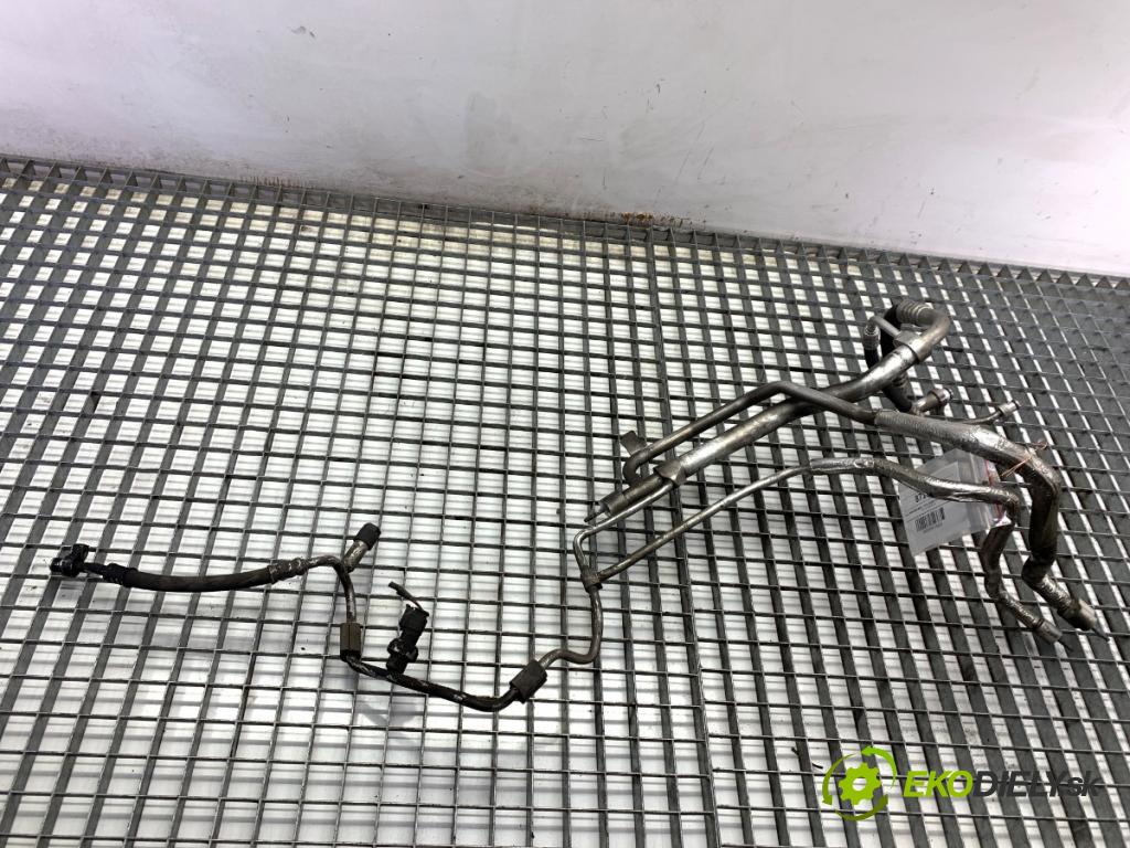 MERCEDES-BENZ KLASA GL SUV 2012 190 kW GL 350 CDI / BlueTec 4-matic (166.823, 166.824) 2987 rúrka klimatizace  (Trubka klimatizace)