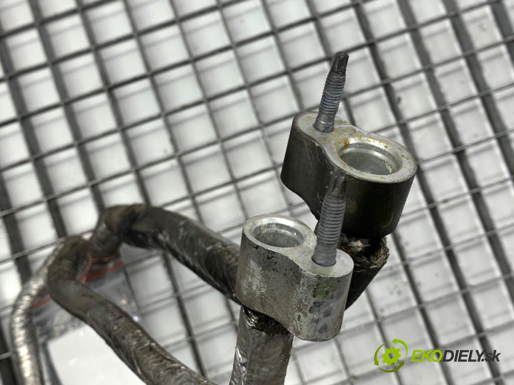 MERCEDES-BENZ KLASA GL SUV 2012 190 kW GL 350 CDI / BlueTec 4-matic (166.823, 166.824) 2987 rúrka klimatizácie  (Rúrka klimatizácie)