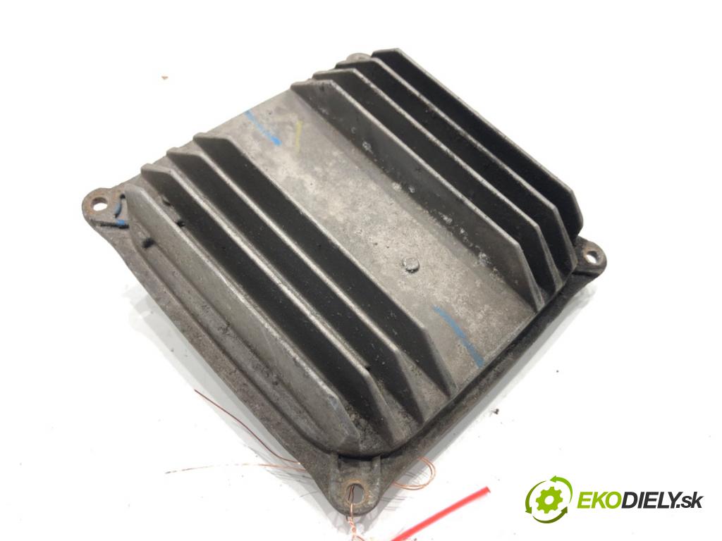 MERCEDES-BENZ KLASA GL SUV 2012 190 kW GL 350 CDI / BlueTec 4-matic (166.823, 166.824) 2987 Menič LED A1668203689