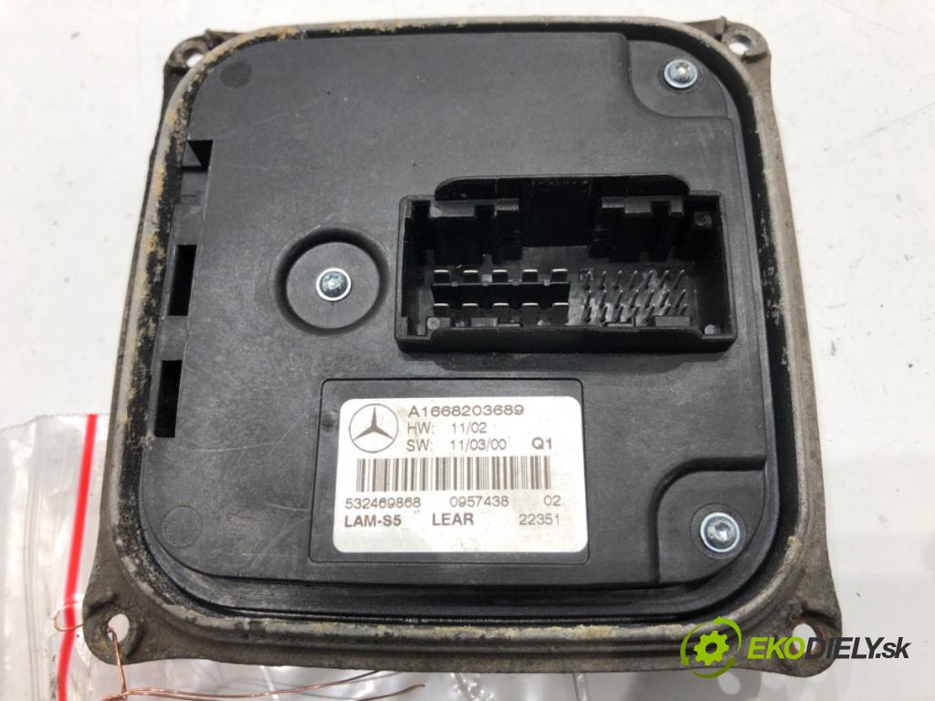 MERCEDES-BENZ KLASA GL SUV 2012 190 kW GL 350 CDI / BlueTec 4-matic (166.823, 166.824) 2987 Menič LED A1668203689