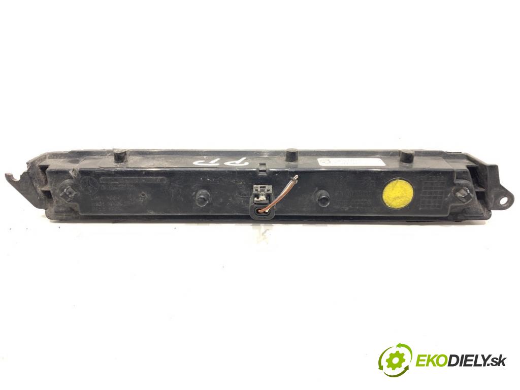 MERCEDES-BENZ KLASA GL SUV 2012 190 kW GL 350 CDI / BlueTec 4-matic (166.823, 166.824) 2987 Svetlo DRL: pravy predný A1649060451