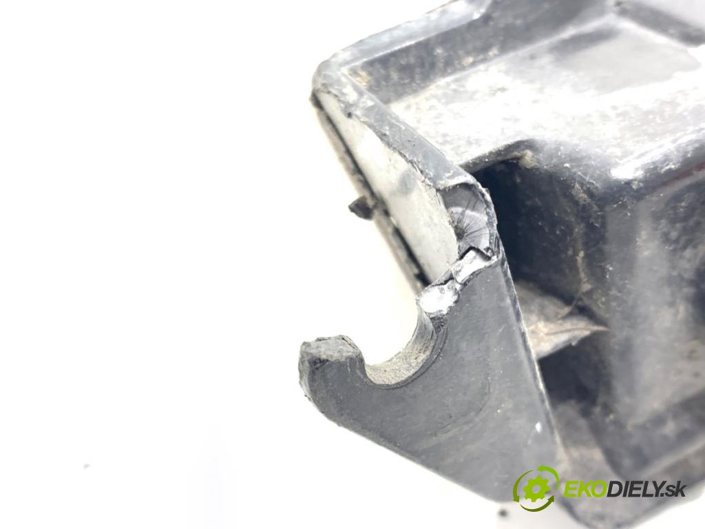 MERCEDES-BENZ KLASA GL SUV 2012 190 kW GL 350 CDI / BlueTec 4-matic (166.823, 166.824) 2987 Svetlo DRL: pravy predný A1649060451